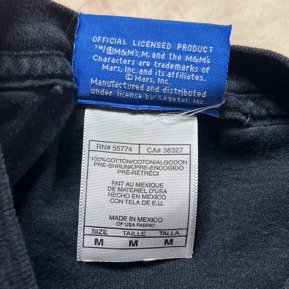 M&Ms Rock On Novelty T-Shirt Black Graphic Tee Rockstar Guitar Youth M Candy Y2K - Picture 6 of 7